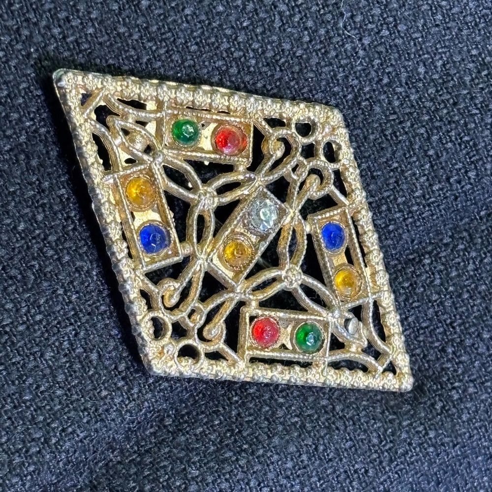 Vintage Gold Brooch - Picture 3 of 4